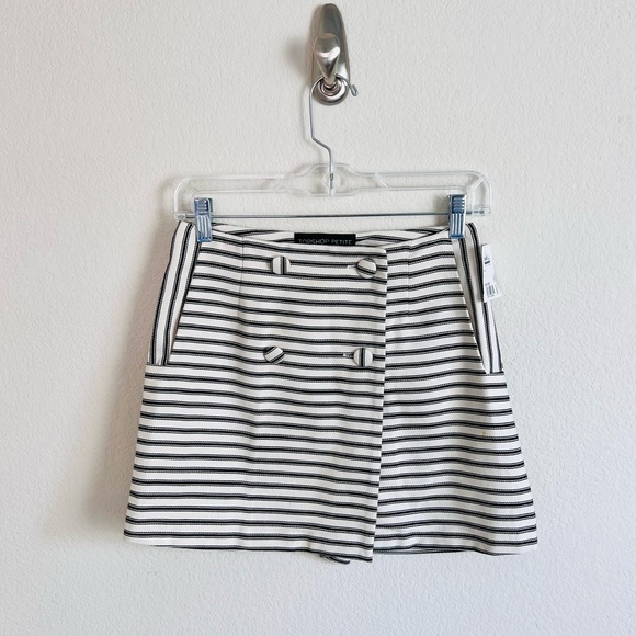 TOPSHOP Black & White Striped Button Suit Mini Skirt - Picture 3 of 12